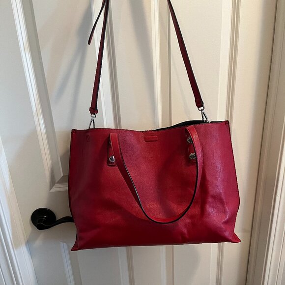 Calvin Klein Large Tote with Attached Wallet (BEAUTIFUL & ROOMY!) - Picture 5 of 8